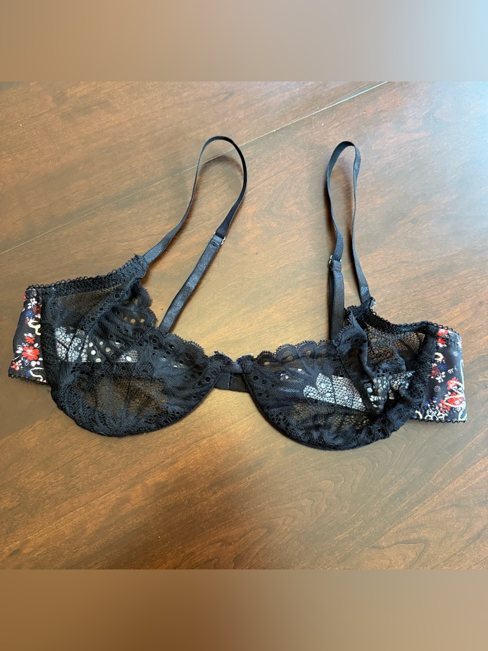 Out From Under Urban Outfitters Black Sheer‎ Lace Bra 34B